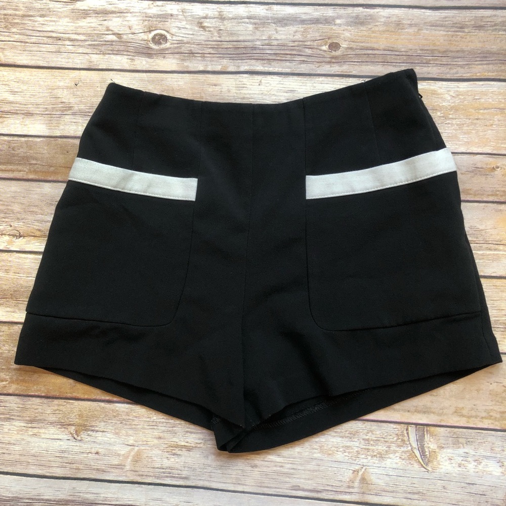 Forever 21 High-waisted Black Shorts Size Small